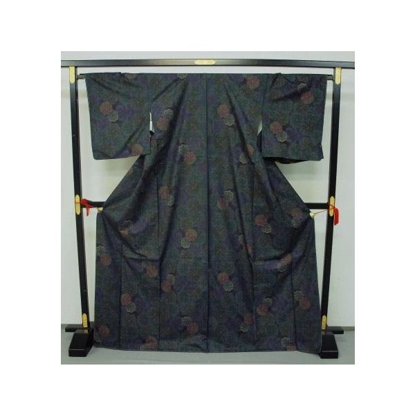 伝統工芸品 本場大島紬 0089 純泥染 旗印 グリーン系 お仕立て上がり