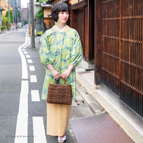 割烹着 おしゃれ 「グリーンブルー ブーケ」日本製 オシャレ かわいい 綿割烹着 ロング割烹着 着物割烹着 エプロン プレゼント最適品 【送料無料】【メール便不可】