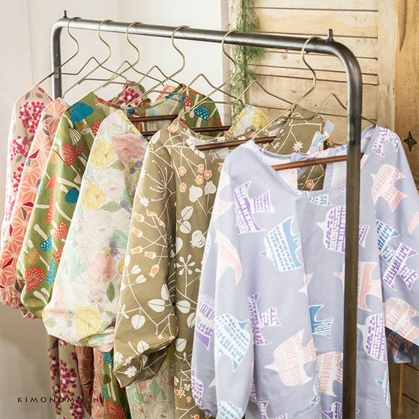 KIMONOMACHI 割烹着 おしゃれ 北欧 「オレンジピンク お花」実用的