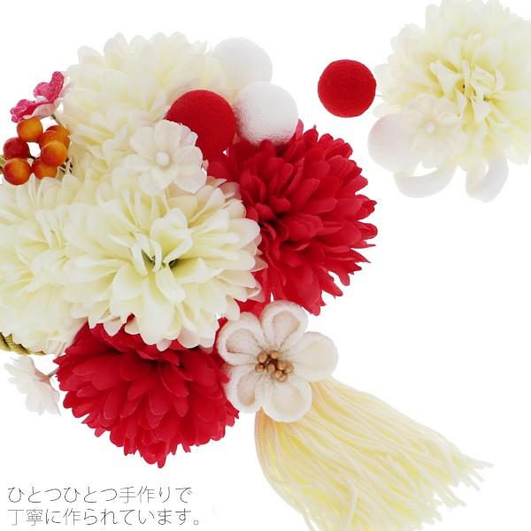 Prices down5）成人式 髪飾り 白 赤 花 紐 2点セット「お花と玉 房飾り