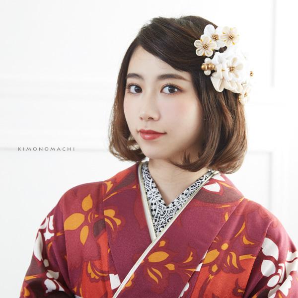 髪飾り つまみ細工 成人式 「つまみ飾り 白×ベージュ No.8330 髪飾り つまみ細工 成人式 「つまみ飾り 白×ベージュ No.8330