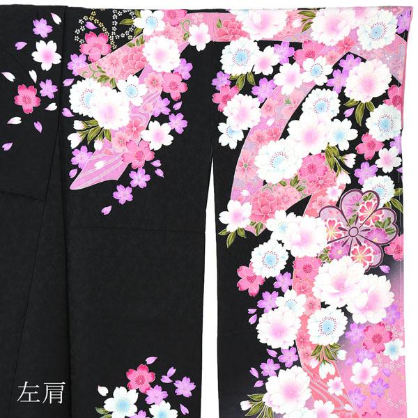 振り袖着物仕立て上がり　黒地&赤地に桜や鶴の柄　正絹　未使用　特価品 振り袖着物仕立て上がり黒地&赤地に桜や鶴の柄正絹未使用特価品