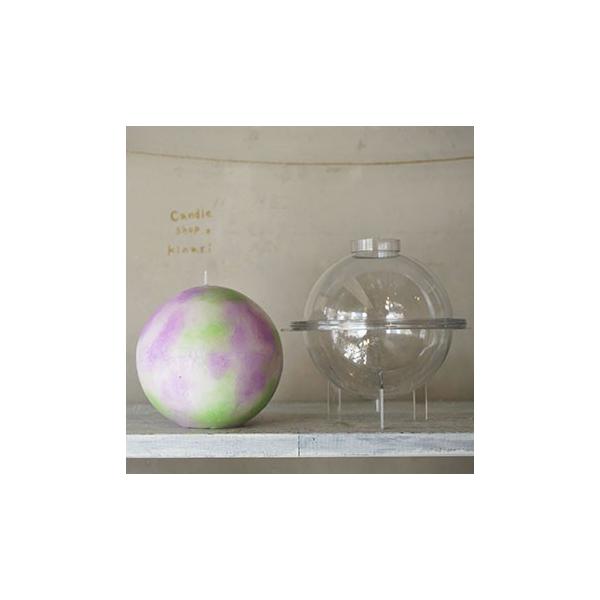 キャンドル製作用に必要なポリカーボネイト製の型（モールド）です。直径12cmのキャンドルが作れます。・ワックスが漏れる場合は、ワックスを注いだ後に、型の底面を水に浸すようにしてください。・ワックスを注いだ後、型は高温になりますので、触れる際...