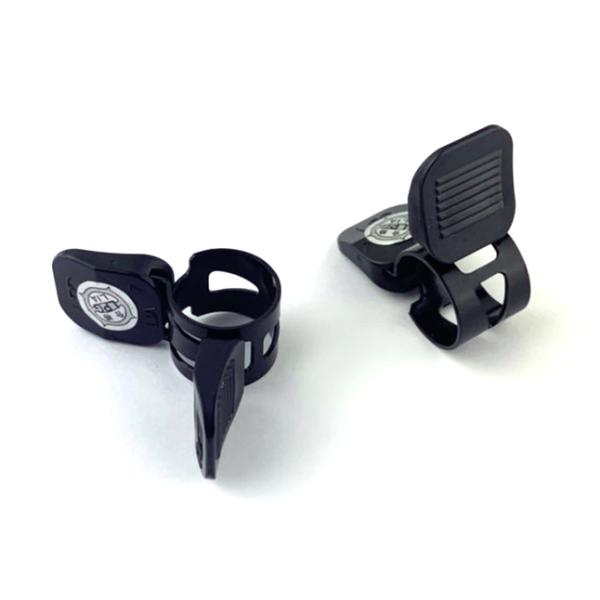 ガス漏れを防ぐホースバンド（2ヶセット）です。つまんで止めるだけのカンタンなクリップ式で、内径φ9.5mm用とφ13mm用がございます。都市ガス用ゴム管、プロパンガス用ゴム管に使用できます。φ9.5mm用は内径Φ9.5mm、外径Φ15mmの...