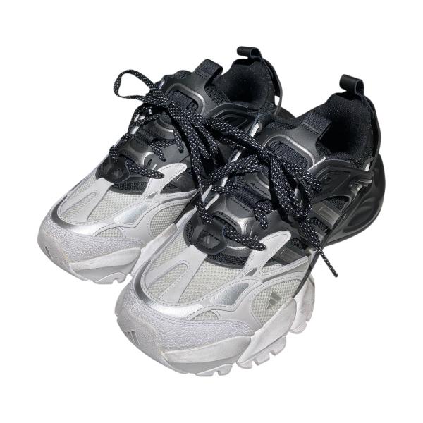 adidas（アディダス） adidas XLG Runner Deluxe スニーカー JR0861