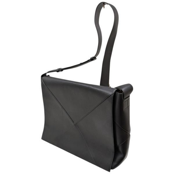 BOTTEGA VENETA（ボッテガ・ヴェネタ） パズルショルダーバッグ