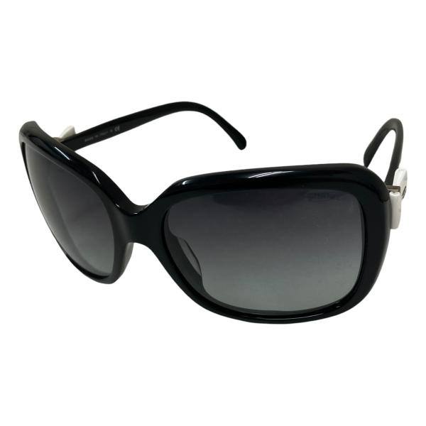 CHANEL ブラック サングラス　2/17までお値下げ！！ CHANEL（シャネル） サングラス ブラック×ホワイト サイズ：60□17-135