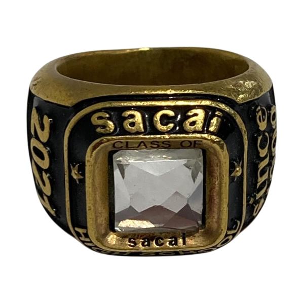sacai カレッジリング 21ss sacai（サカイ） sacai 21SS ロゴ カレッジリング ジルコニア ゴールド