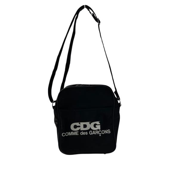 COMME des GARCONS(コムデギャルソン)/ ロゴ ショルダーバッグ COMME des GARCONS（コムデギャルソン） ショルダーバッグ sz-k207