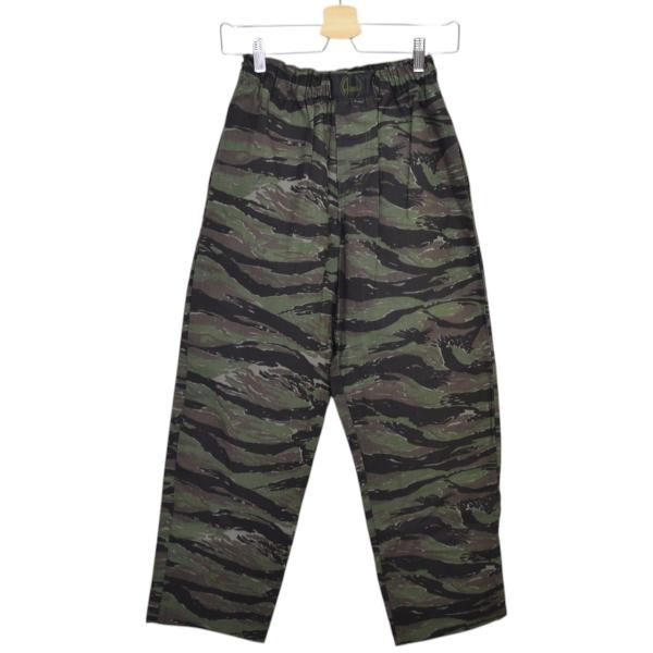 タイガーカモ ミリタリー ジャケットとパンツセット LARGE-REGULAR タイガーカモ ミリタリー ジャケットとパンツセット LARGE-REGULAR