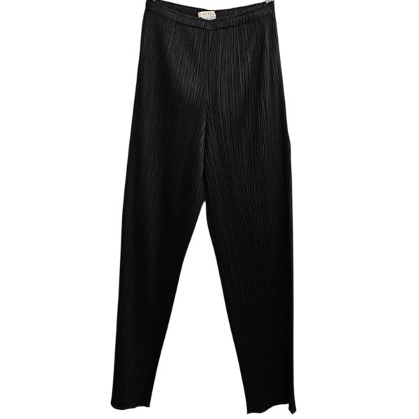 新品未使用　プリーツプリーズ パンツ PLEATS PLEASE（プリーツ プリーズ） プリーツパンツ ブラック サイズ