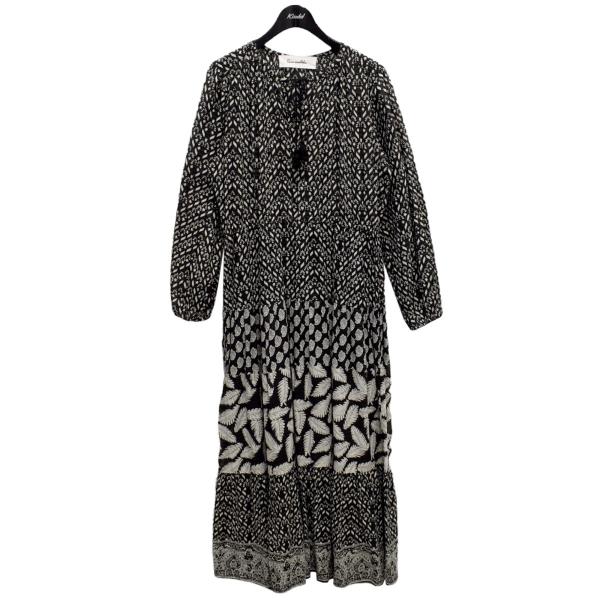 サラマリカ 美品　ワンピース　リーフプリントギャザードレス マキシ丈黒 サラマリカ 美品 ワンピース リーフプリントギャザードレス