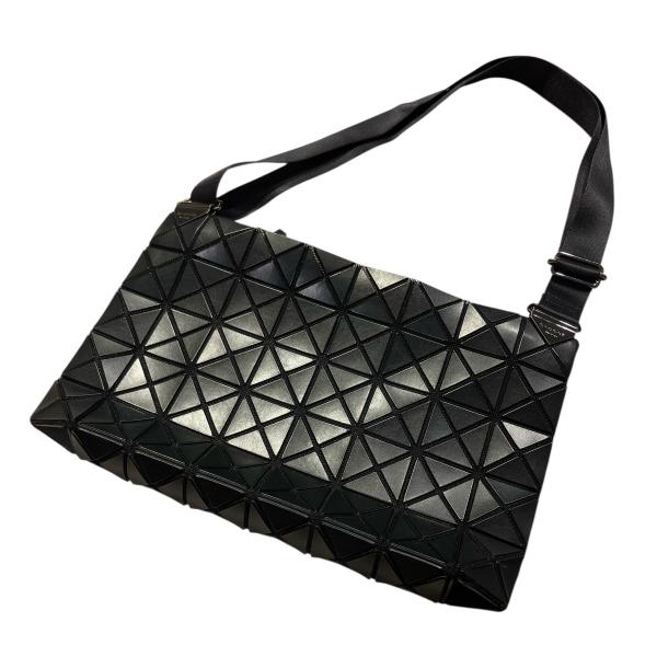BAO ISSEY MIYAKE バオバオイッセイミヤケ ショルダーバッグ BB01