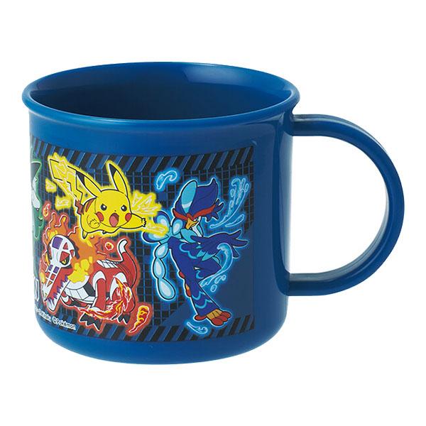 SKT-696275ポケットモンスター「抗菌 食洗機対応 プラコップ」食洗機対応のプラスチック製のコップ。銀イオン配合の抗菌仕様。電子レンジにも対応。名前シール入り。■サイズ：約φ74×68mm■容量：約200ml■生産地：日本■素材・成分...