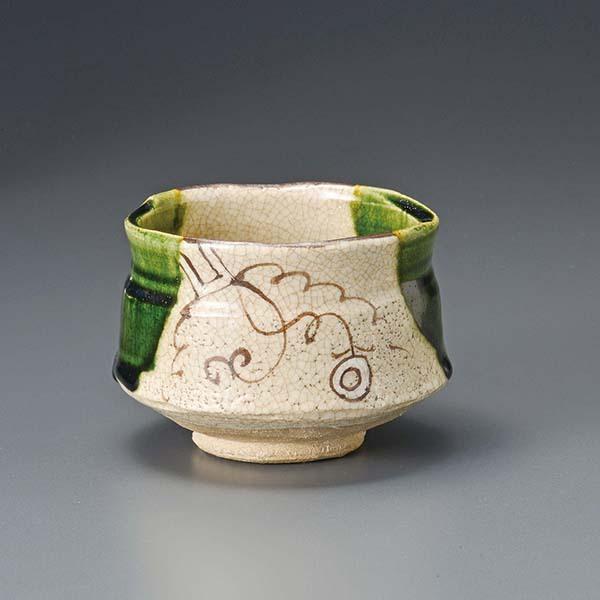 抹茶茶碗 抹茶碗 春草作 作家 織部焼 木箱 : うつわのお店 た 抹茶茶碗 抹茶碗 春草作 作家 織部焼 木箱 : うつわのお店 た