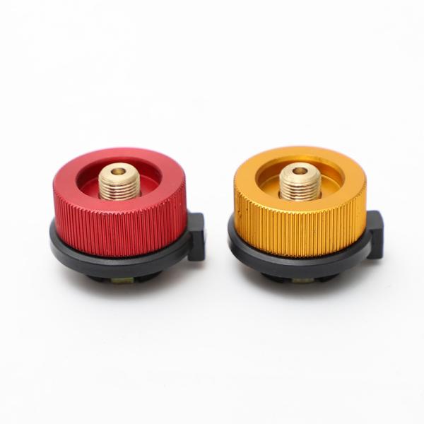 家庭用のカセットボンベ（CB缶）でOD缶用機器を利用可能にする便利な変換アダプター，アダプター本体を ひねるだけで、簡単に取付できます。野外で使用のガス機器（バーナー、コンロ、ランタン等）を通常のカセットボンベで使用出来る変換器具です。 機...