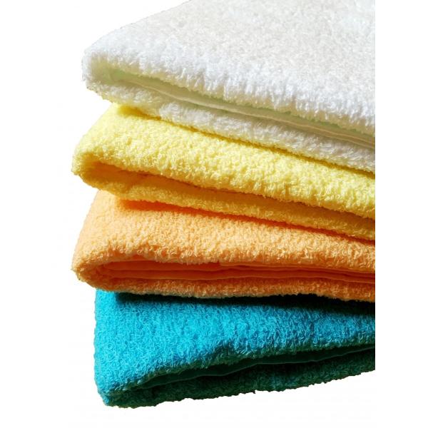 ・綿100%使用だから汗を素早く吸収し、肌触り、柔軟性、通気性、保温性がバツグン・使い勝手が良い大きさ・日本製だから安心・安全・清潔サイズ/67cm×126cm＊生地：綿１０0％（日本製）＊色：白・オレンジ・青・クリーム＊生産国：日本　