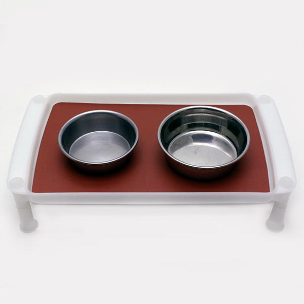 食器がすべらない！サイズぴったり専用マット♪材質：合成皮革サイズ：355×220mm厚み：1mm耐熱温度：100℃自社(蝶プラ工業)製造直販で日本製です♪