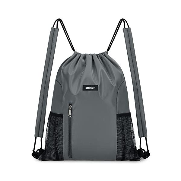 グレー/M/-・Color:グレー・?引き紐仕様&amp;ショルダーパッド付きショルダーストラップがドローコードの役目を果たし、緩めたり締めたりすることで簡単に物の出し入れができる簡易的なナップサックです。そして、ショルダーパッドを好みの位...