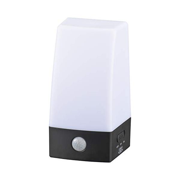 他サイト： オーム電機 LEDセンサーライト 乾電池式 置き型 LS-B60JS-4 06-0144 OHMの商品画像