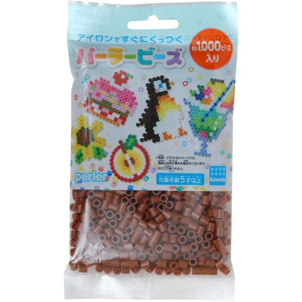 ●パーラービーズの単色シリーズに待望の新色が登場！　こんがり焼けたジンジャーブレッドを思わせる茶系の色です。　お菓子や動物のモチーフなど幅広く使える色味です。　　対象年齢：5歳以上　商品サイズ：102×178×20mm　　パッケージサイズ：...