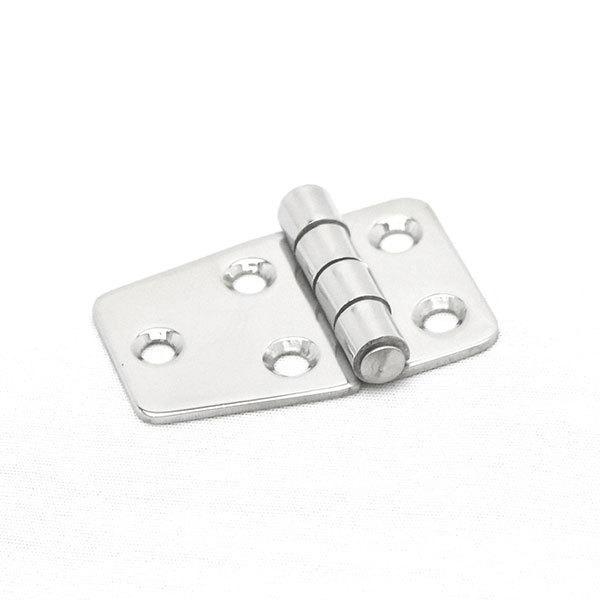 商品コード：752562ポリッシュ処理が施されたステンレス製ヒンジです。◆サイズ：全長55×全幅41.5×プレート厚み2(mm)(サイズには若干の個体差がありますのでご了承ください。)◆取付穴径：皿穴 5mm(取付ネジは付属していません。)...
