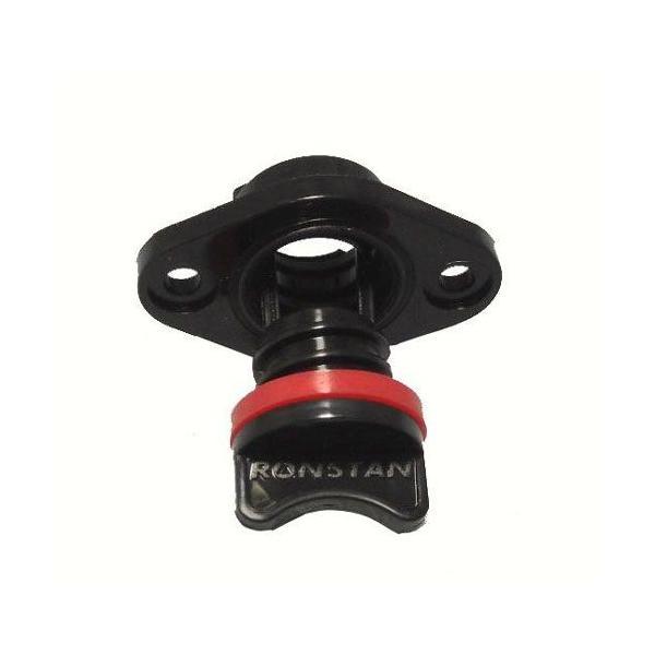 商品コード：770297ウィザードシリーズ用ドレンプラグです。現時点では2種類あり(770297と770298)、使用モデル等などで異なります。◆ドレンプラグ刻印　RONSTAN◆使用モデル：298・310・330V・360・365・385