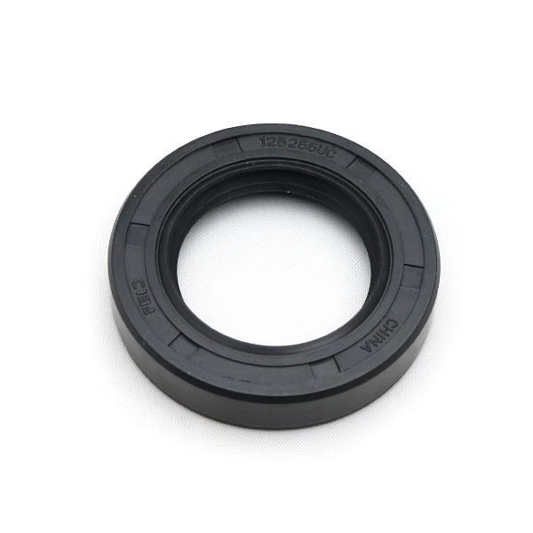 商品コード：981310トレーラーハブ用のオイルシールです。スピンドル外径　1-1/16インチ(約27mm)、アウターハブ径：1.98"(50mm)に対応します。※車種によりオイルシールのサイズが異なる場合がございますので、ご購入の際はオイ...