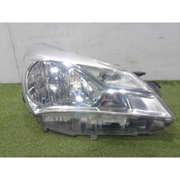TOYOTA ヴィッツ 右側ヘッドライト81130-52G91 TOYOTA ヴィッツ 右側ヘッドライト81130-52G91 ヴィッツ DBA