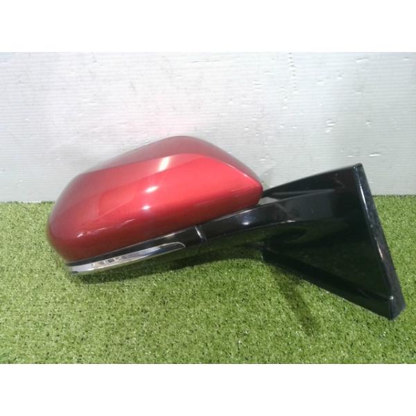 プリウス　zvw52 サイドミラー　運転席側 新品 プリウス　zvw52 新品 サイドミラー　運転席側