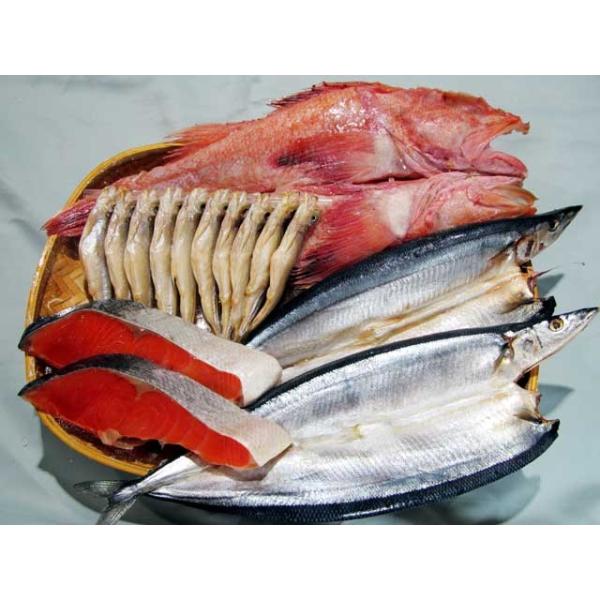塩紅鮭と北の海の干物３種（キンキ開き、サンマ開き、子持ち本シシャモ）のセット