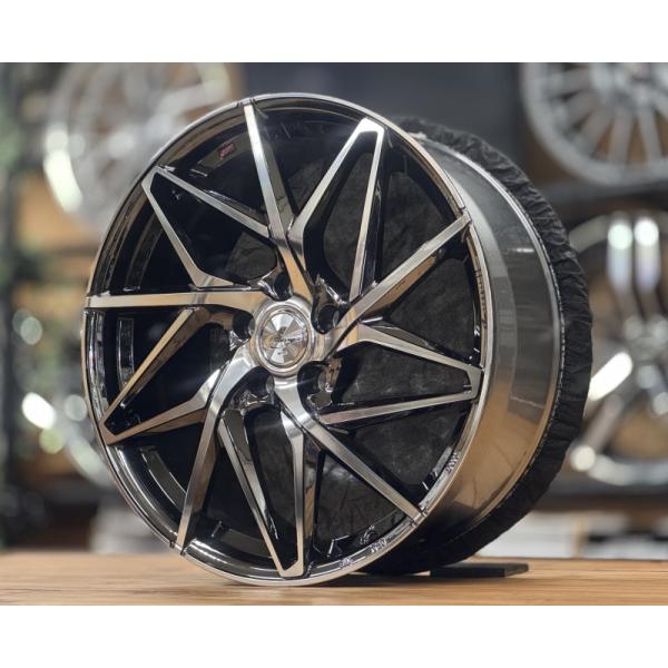 LauFenn 90系ノア/ヴォクシー 19インチ 7.5J レオニス IT BMCMC 225