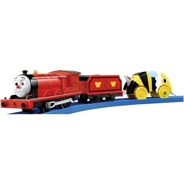 [Release date: October 20, 2022]きかんしゃトーマスのおはなしに登場する「あかはなのジェームス」がプラレールに3両編成で登場!■巣箱から逃げ出したみつばちに刺されてまっ赤に鼻がはれてしまったジェームス。ジェーム...
