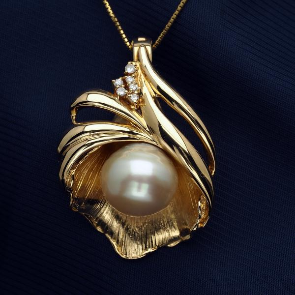 K18 南洋真珠ゴールデンパールペンダント