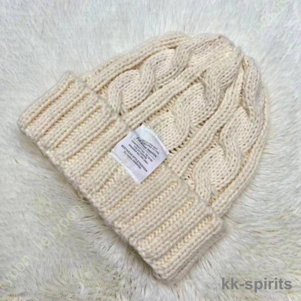 商品詳細：【サイズ】：M=頭周り約56-58cm（フリーサイズ）   【素材】：アクリル【裏地】：なし・抗菌加工で清潔、臭わない頭皮は人体の中でも、特に汗や皮脂の分泌が多い場所。それは「臭いの元となる雑菌が繁殖しやすい場所」でもあります。こ...