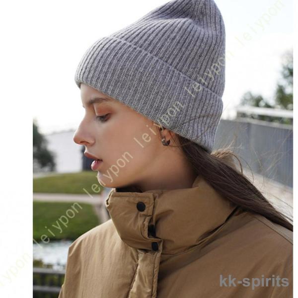 商品詳細：【サイズ】：M=頭周り約25*深さ24cm（フリーサイズ）【素材】：アクリル【裏地】：なし・抗菌加工で清潔、臭わない頭皮は人体の中でも、特に汗や皮脂の分泌が多い場所。それは「臭いの元となる雑菌が繁殖しやすい場所」でもあります。この...