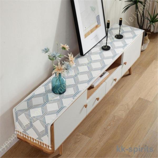 ★テーブルクロス ホテル レストランをインテリアの一つとして、シンプルで明るいお部屋を彩ります。こたつの天板・卓上にも最適！簡単に洗浄。★どんな空間にも馴染む柄、テーブルを華やかに演出してくれるテーブルカバー。家テーブル用だけではなく、パー...