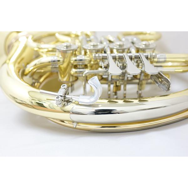 ホルン奏者の左手小指の痛みを軽減する「優しさ」をあなたに。ホルンは指掛けにかける小指が痛くなって当たり前だと諦めていませんか？お持ちのホルンの小指掛けにはめるだけで、指掛けのフチが食い込んでいたかった方や、滑ってしまう方の悩みを取り除きます...