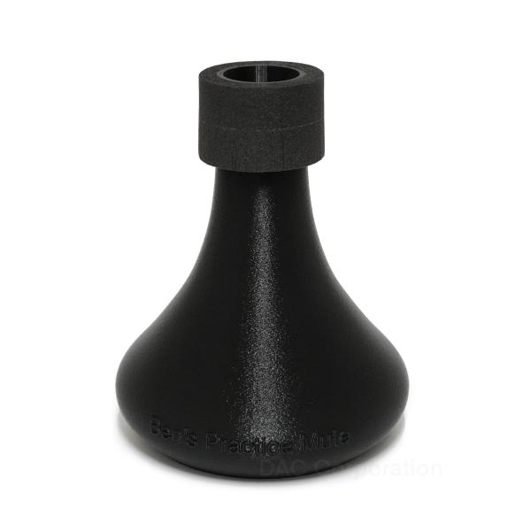 管楽器専門店ダクがおすすめするバストロンボーンミュート。オランダ発、世界的バストロンボーン奏者ベン・ファン・ダイク氏が監修。ヨーロッパのトッププレイヤーが認める高品質なプラクティスミュート。軽量でコンパクトなデザインでありながら、音程の正確...