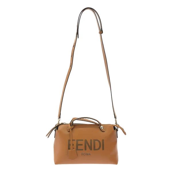 XZ ファッション 美品✨ FENDI バイザウェイ チャーム 2way