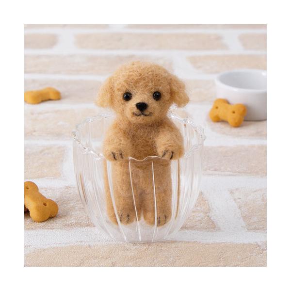 ●キット内容：フェルト羊毛・植毛カール・目・レシピ●用意するもの： ★ フェルティング用ニードルレギュラー（H441-014）★フェルティング用マット（H441-015）★または　フェルティングニードルスターターセット（H441-035）は...