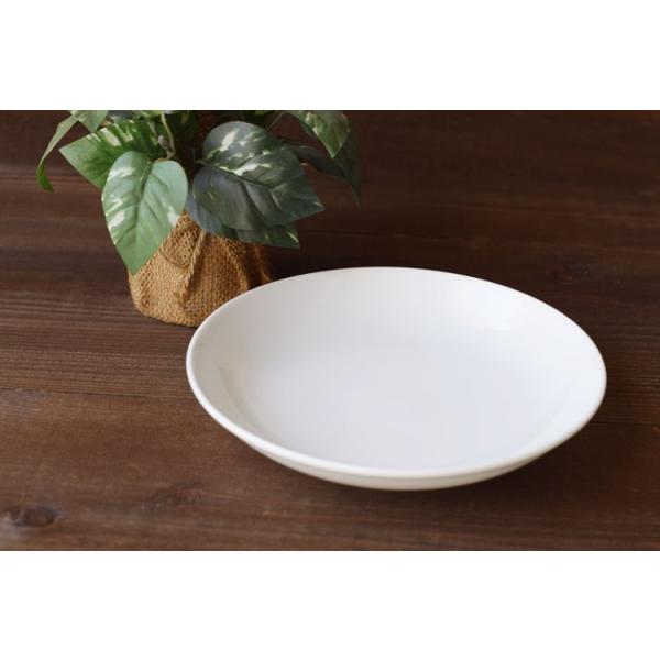 和皿 薄い 軽い 白い皿 22 0cm Buyee Buyee Japanese Proxy Service Buy From Japan Bot Online