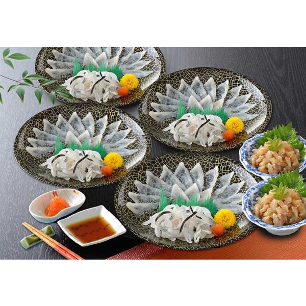 とらふく刺身・とらふく塩辛セット《冷凍》（送料無料）（贈答 ギフト 贈り物 プレゼント お歳暮）
