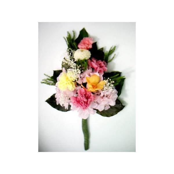 仏花　盆　初盆　プリザ　供　御供　四十九日　一周忌　命日フェイク(造花)は使用しておりませんので、安心してご利用ください。ご霊前ですのでとげのあるバラも使用しておりません。生花を何度も取り替えることを考えると、とても経済的です。進物にもとて...