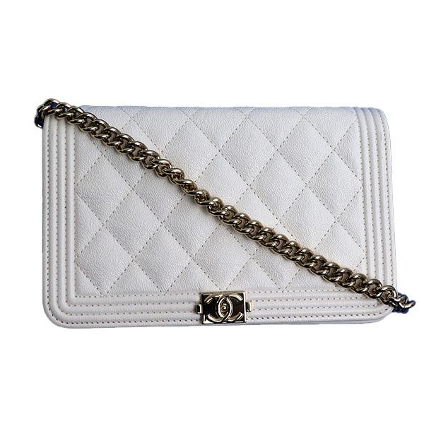 シャネル Chanel ボーイシャネル チェーンウォレット Aホワイト ゴールド金具 ソフトキャビアスキン 中古 美品 Mb21 0530 33 古恵良販売 通販 Yahoo ショッピング