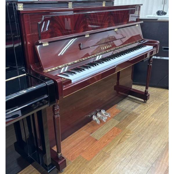 ※レンタルピアノは現在関東圏内（一都六県）のみで実施しているサービスとなります。その他の地域のお客様はご注文前にご相談ください。◆高さ116ｃｍ／間口152ｃｍ／奥行58ｃｍ■英国ケンブル社デザイン■サペリ艶出し仕上げ（全塗装）■消音機能付...