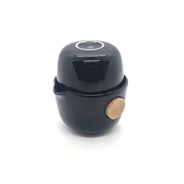 コンテストを受賞した《鹿谷郷・凍頂烏龍茶》をお試しとして5gお付け致します。普段お飲みの烏龍茶と比べてみて下さい。台湾でおしゃれな茶器を作成しているメーカーと言えばEILONG【宜龍】。そんなEILONGの茶器セットをご用意しました。丸っこ...