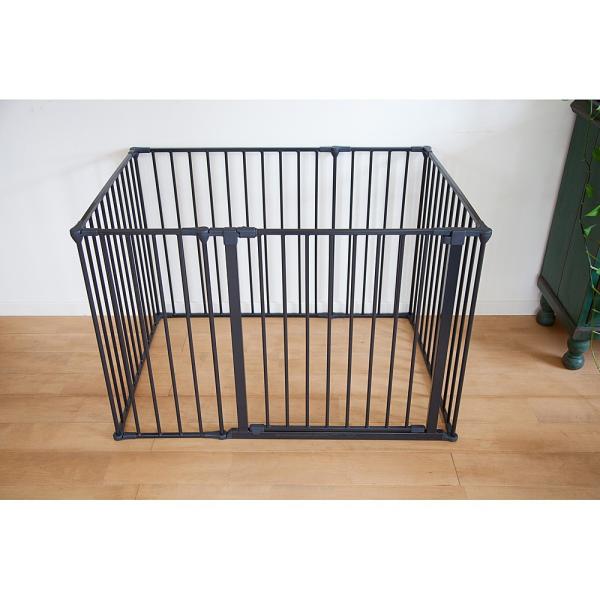 【スカンジナビアンペットデザイン スカンジナビアンペットケージ スクエア型（ケージ）設置用の6枚のセクションセット。ゲート（出入り口）を含む全てのセクションが自由な並びで設置でき、用途や設置場所の条件に応じてレイアウトを変えることができます。】