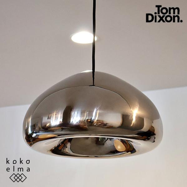 イギリスのインテリアブランドTom Dixon(トムディクソン)のVoid(ヴォイド)ペンダントライト。メタリックな輝きと周囲の景色を映しこむ鏡面のような美しさがモダンでスタイリッシュな天井照明♪ kokoelma_ff103