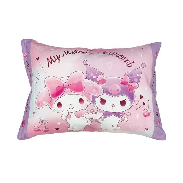 枕 マイメロ クロミ/39×28cm/4621235・Color: マイメロ クロミPatternName:・パッケージ個数:1・リニューアルお客様の声にお応えして枕カバーを綿100%生地にリニューアル。・綿100%カバーお子様の肌に優しい...